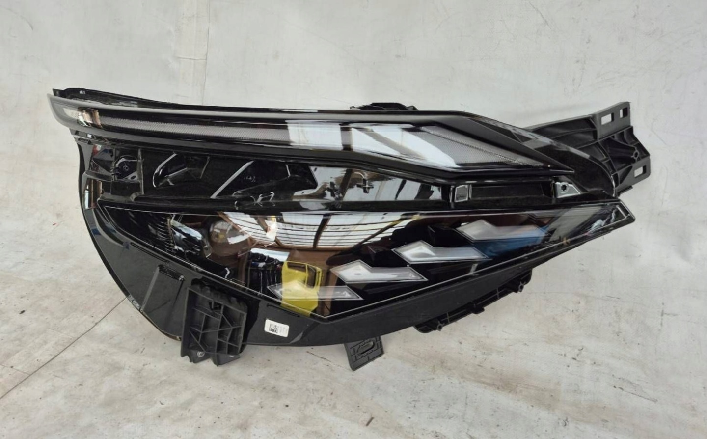 NISSAN QASHQAI III J12 LIFT 24- light right front front FULL LED