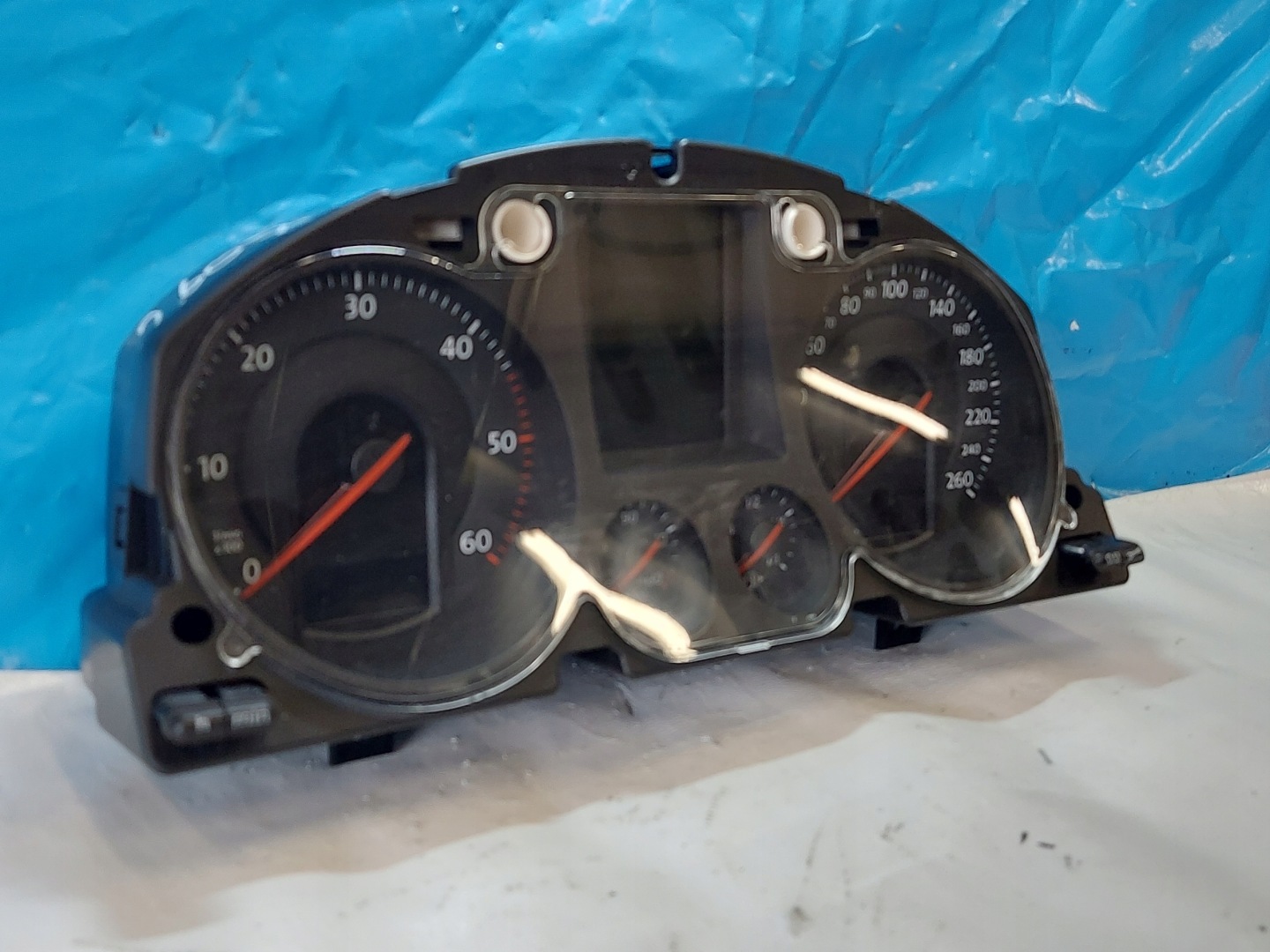 dials clock PASSAT B6 2.0 TDI 3C0920871