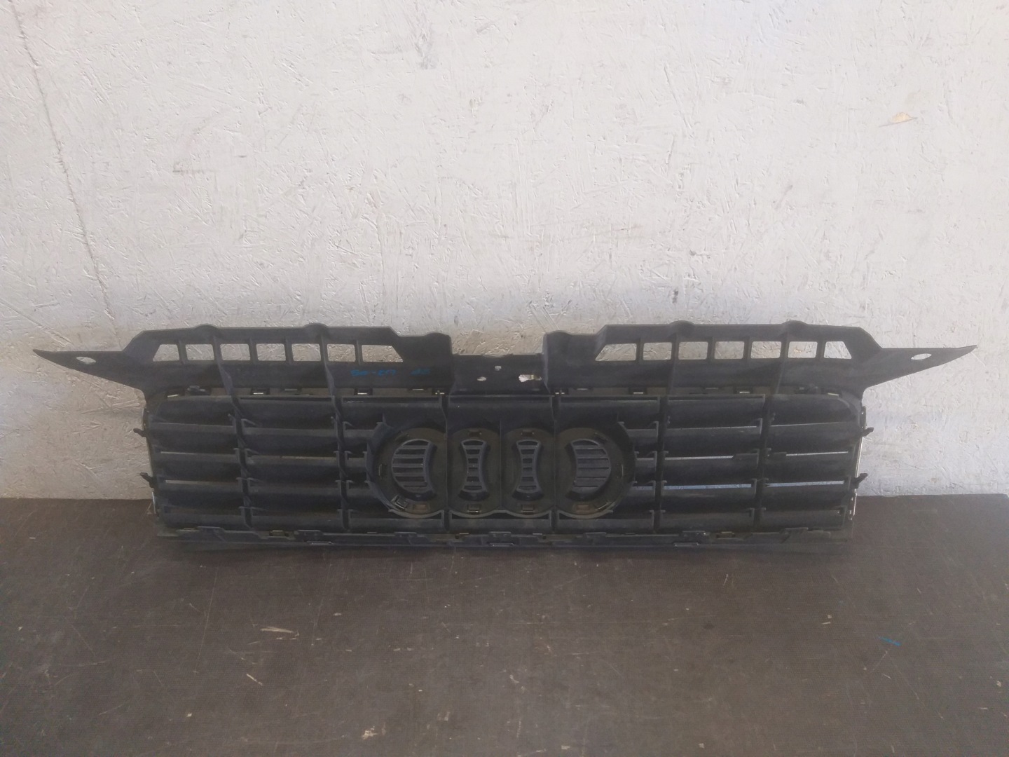 GRILLE AUDI A3 02-05 8P3853651