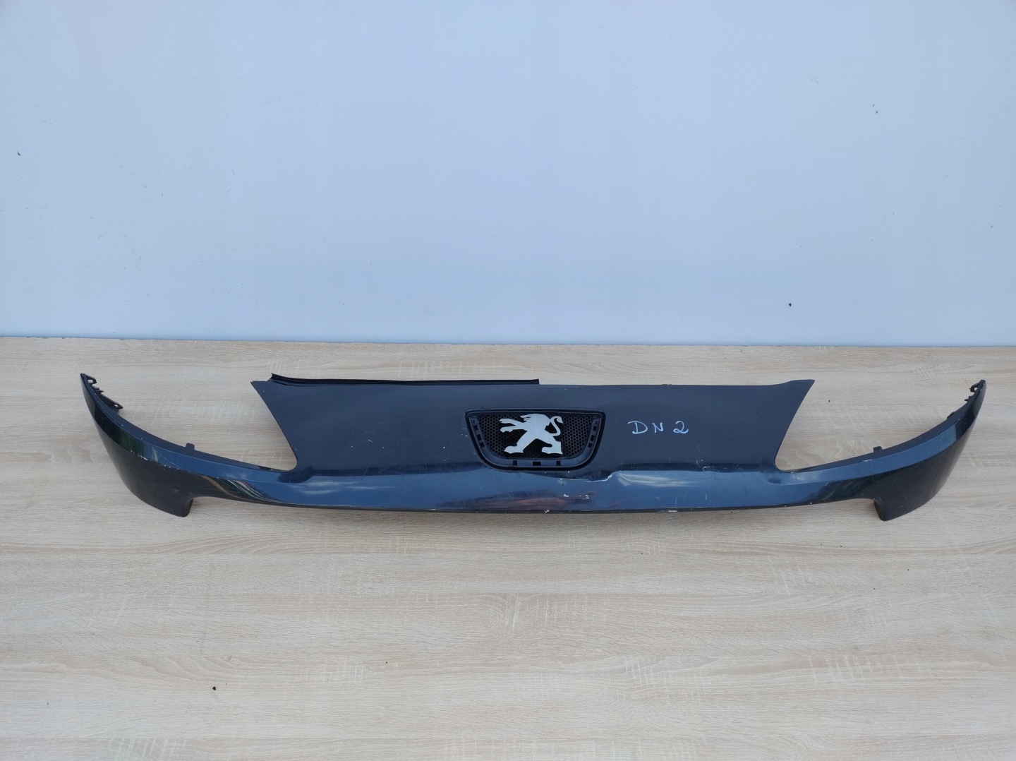 PEUGEOT 1007 front PREKLADgrill moulding below lights upper bumper front