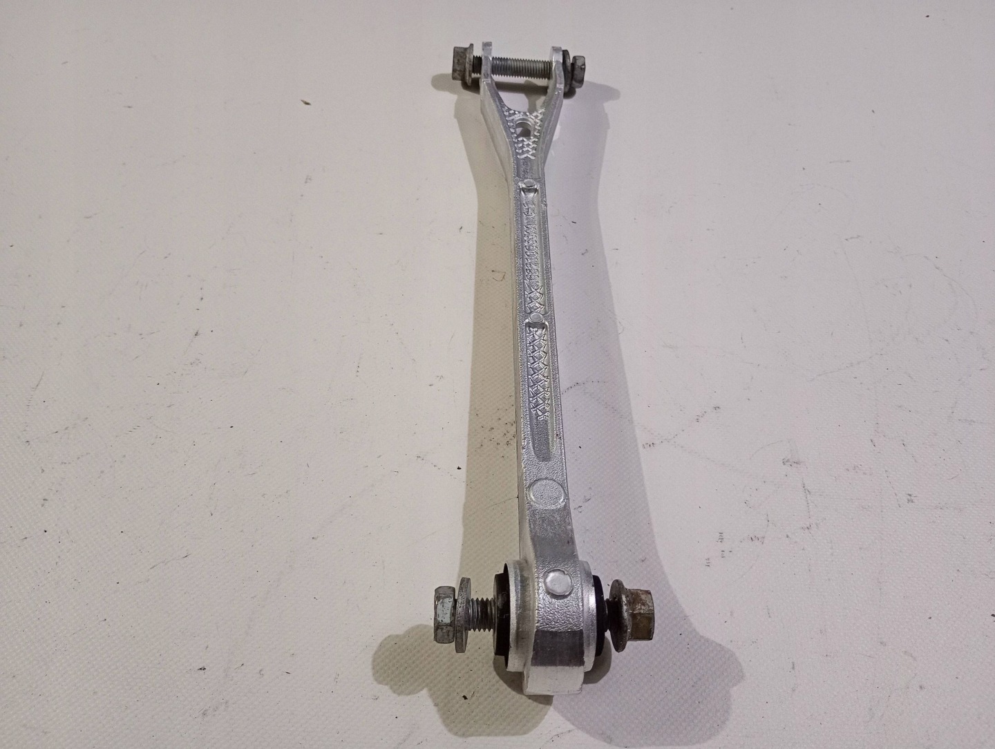 arm rear part rear right left Dodge Challenger Charger 2015