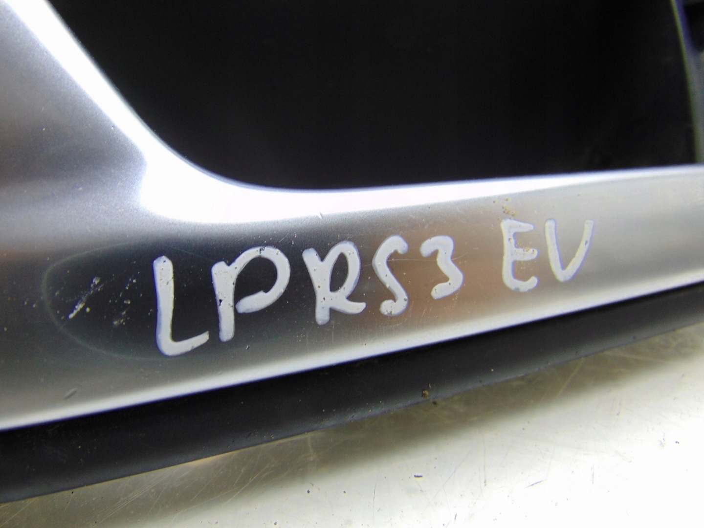 handle door inner left front PODSWIETLANA AUDI RS3 A3 8P 8P4837019E