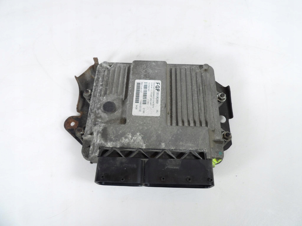OPEL CORSA C 1.3CDTI control unit of the engine 55190069