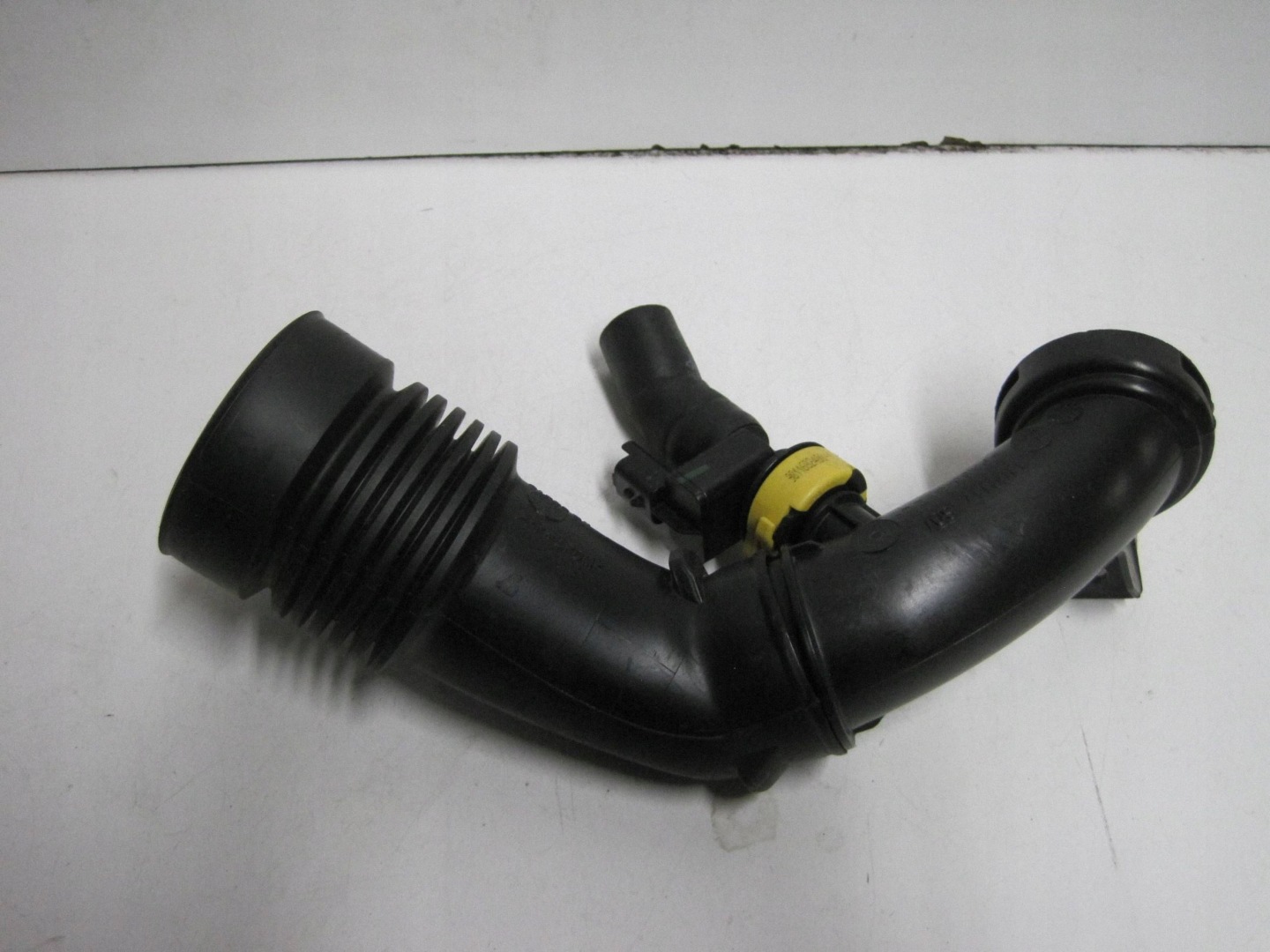pipe intake PEUGEOT CITROEN 9810921180