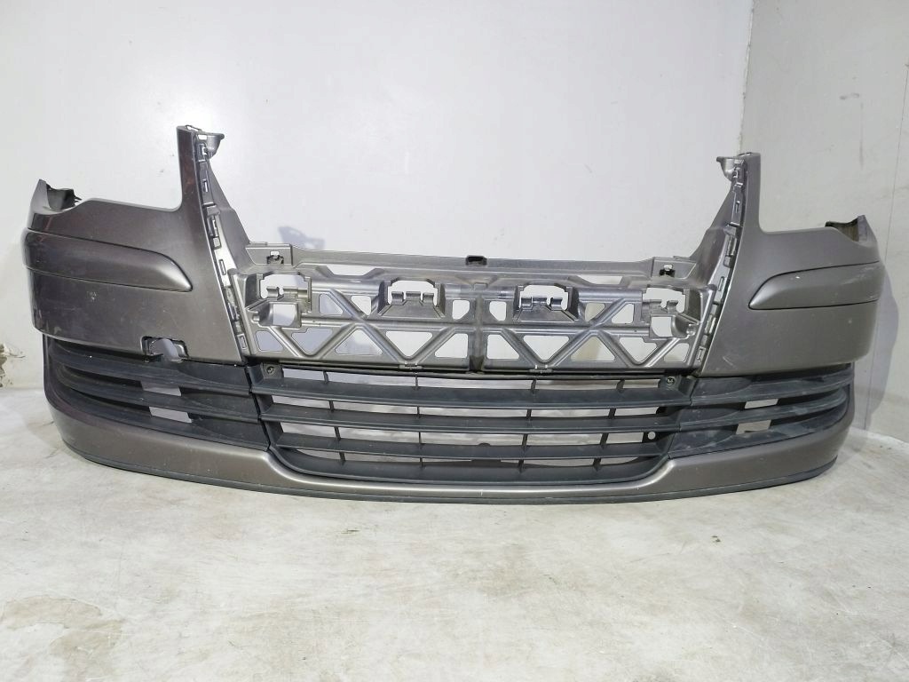 VW Touran a lift nárazník předek přední