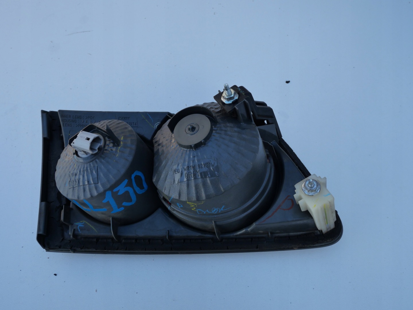 light right rear W tailgate MAZDA 6 and 226-61974