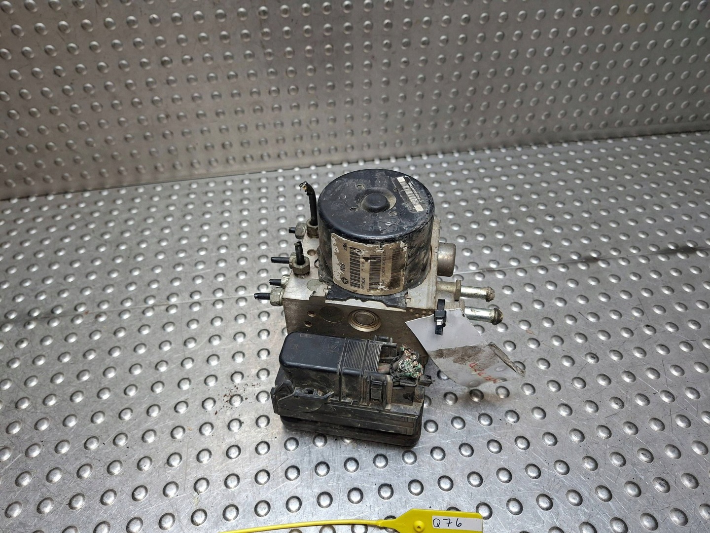 pump control unit ABS CHRYSLER VOYAGER IV 00- P04721453AC 00402775E000