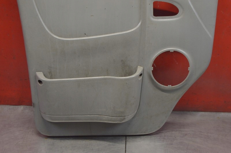 side door left front front EU 91165801 OPEL VIVARO A 1 and 02-06