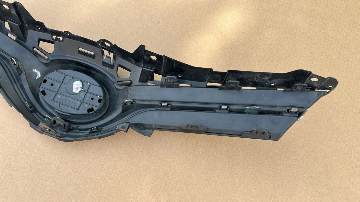 pillar support grill CHROM supports front front TOYOTA YARIS III 14