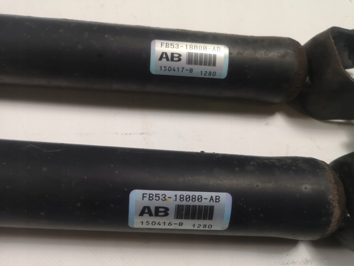 shock absorbers rear part rear Ford Explorer 4x4 2016