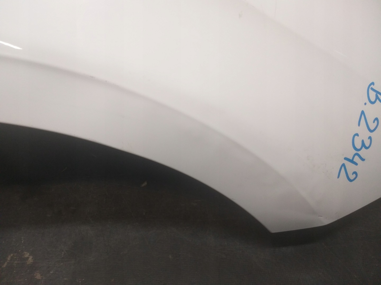 fender front right SEAT LEON IV 4