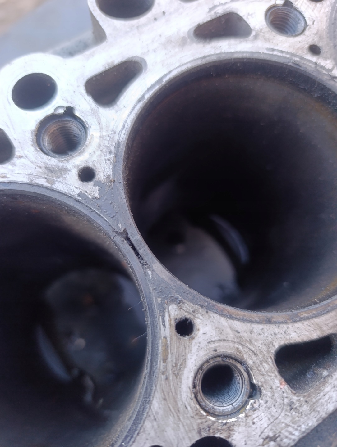 VW T5 2.5 TDI AXD AXE BLOK of the engine