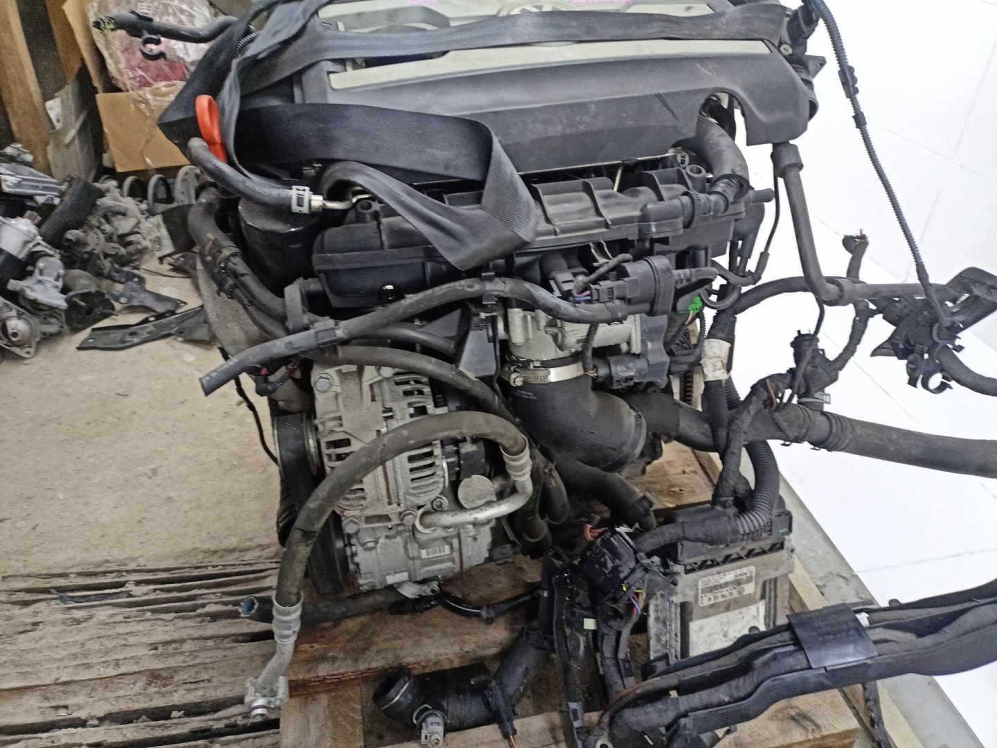 engine complete Volkswagen Scirocco 3 2009 CAW