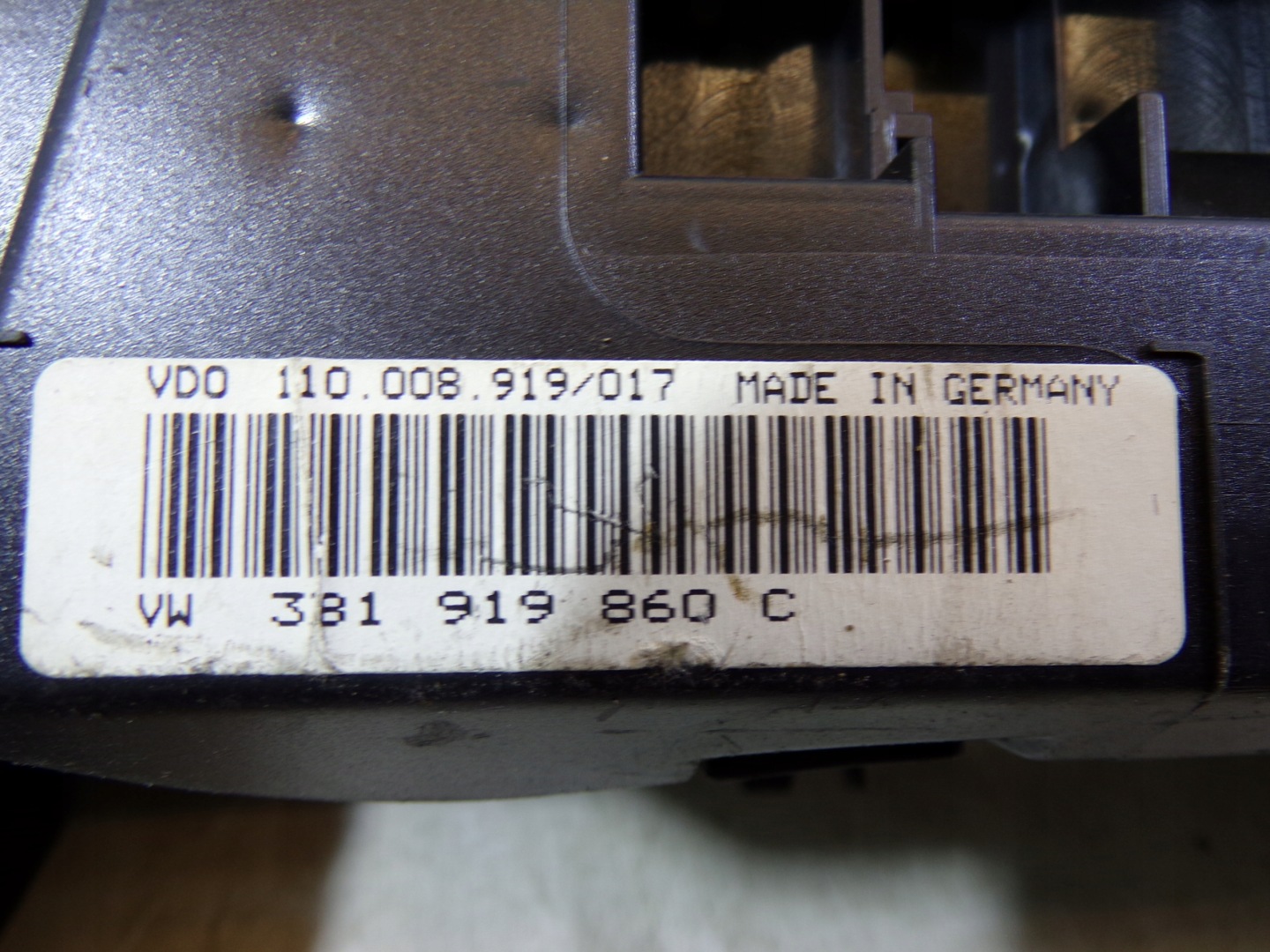 running board STARTOWY VOLKSWAGEN PASSAT B5 1.9 TDI 038906018FL