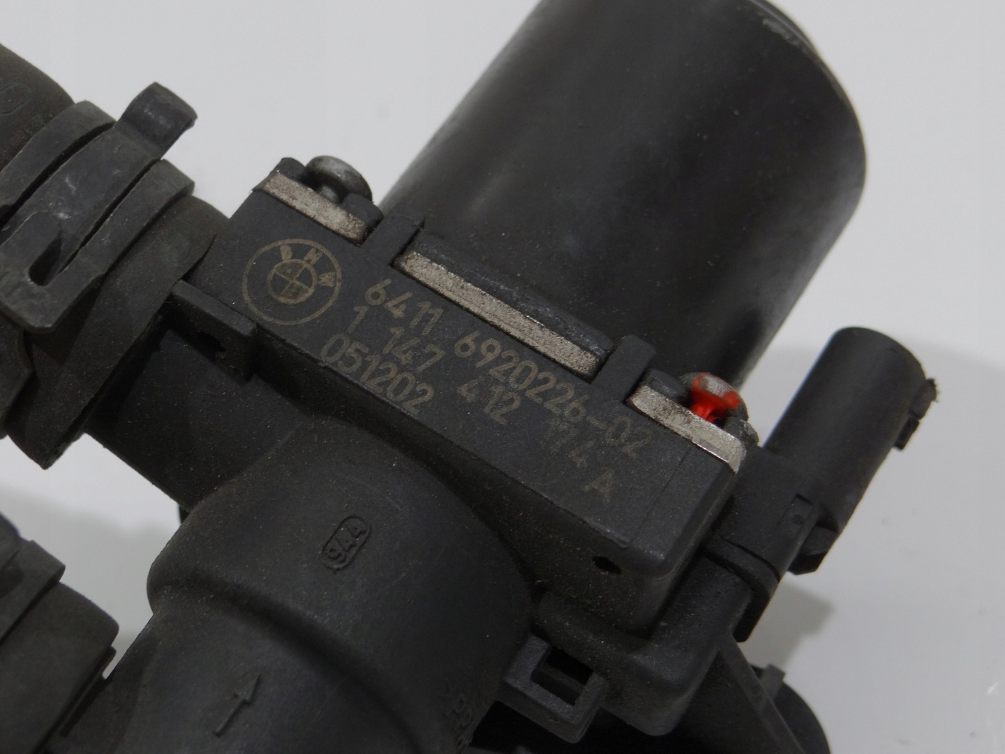 pumpa vody elektroventil BMW E60 E61 6920226 (4279171)