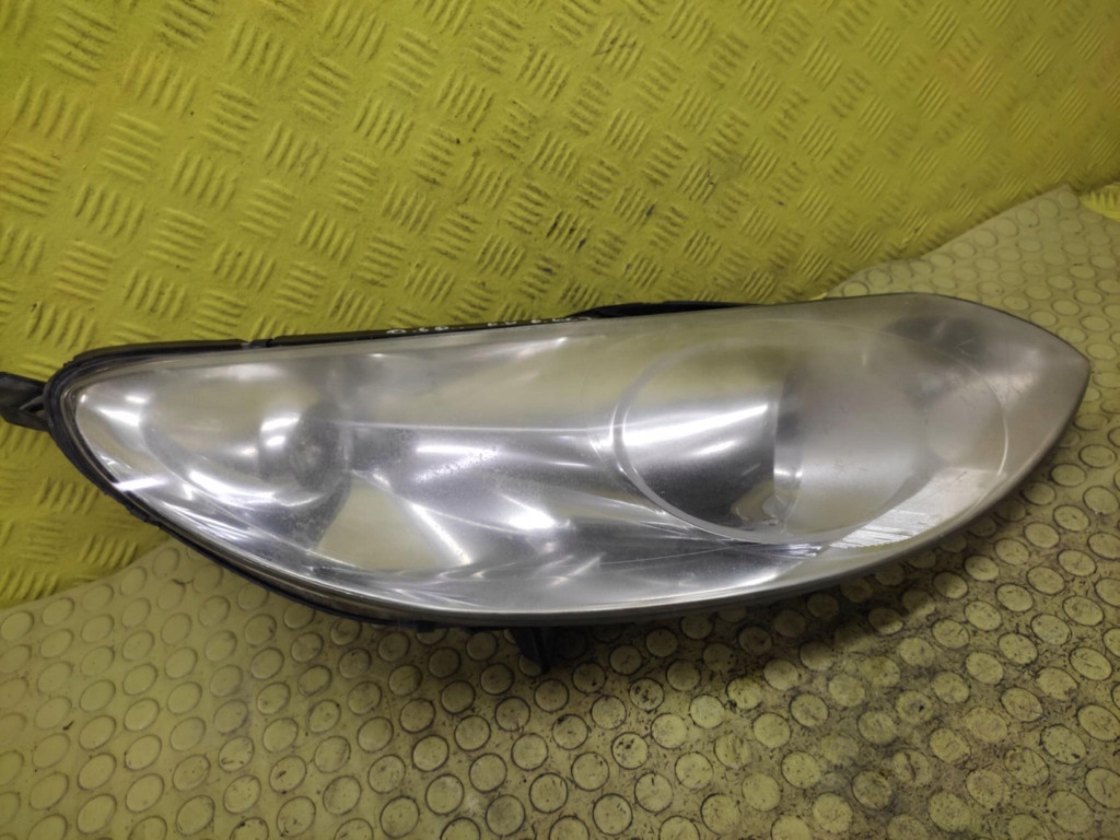 PEUGEOT 407 REFLEKTOR light right front 0301213202