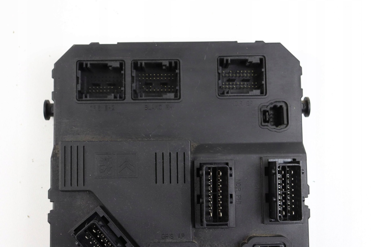 CITROEN PEUGEOT module compartment BSI 9655708380 S120104700L