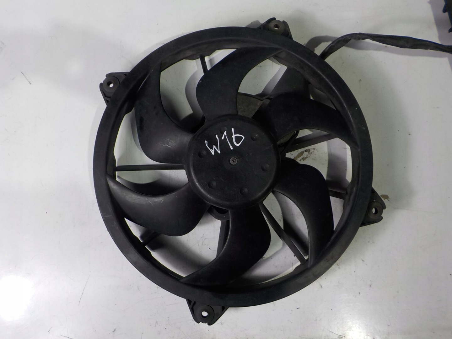 PEUGEOT 407 2.0 16V B fan module radiator 9685880280