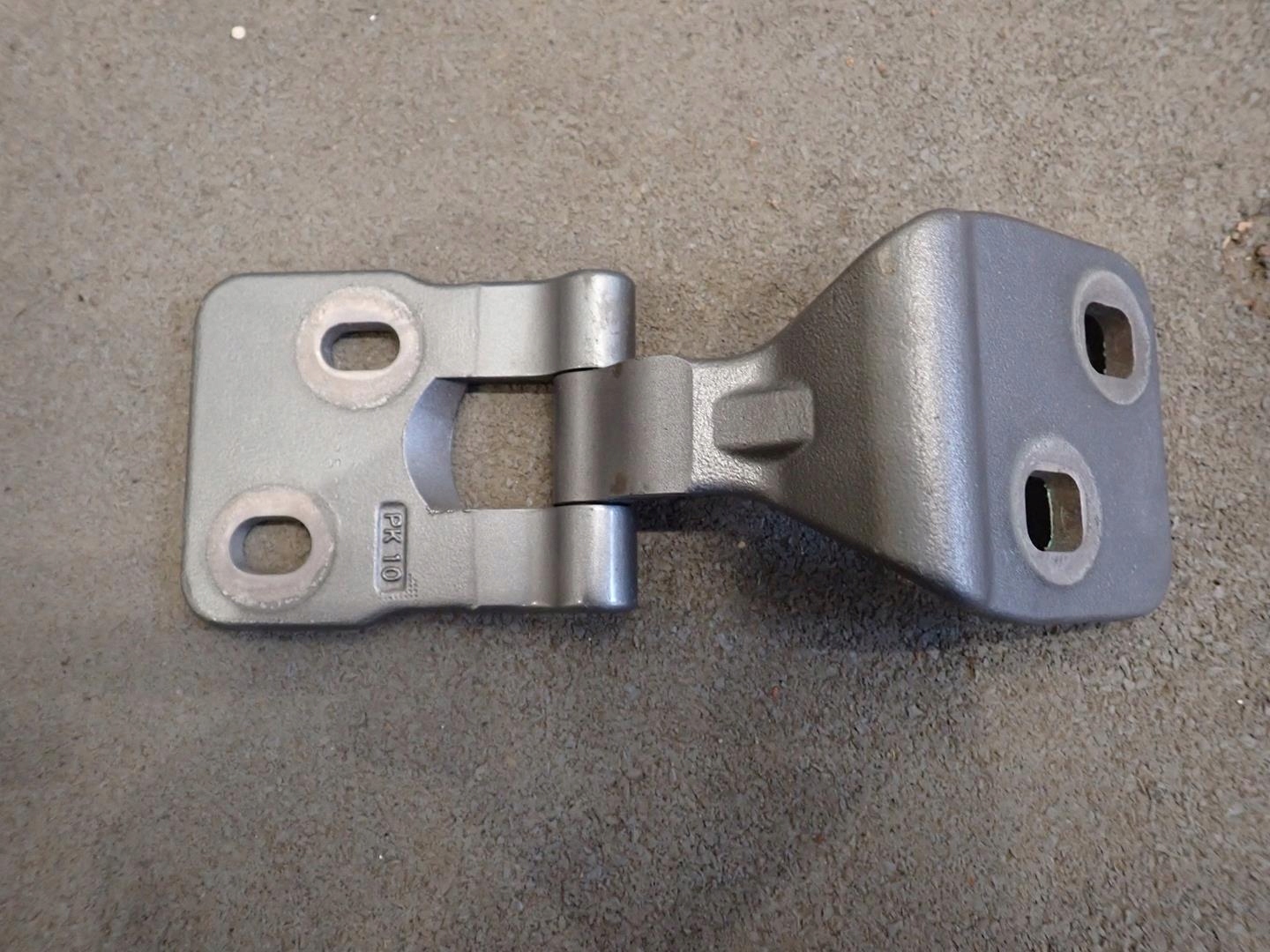hinge bonnets MERCEDES G-KLASA W463 AMG 2018