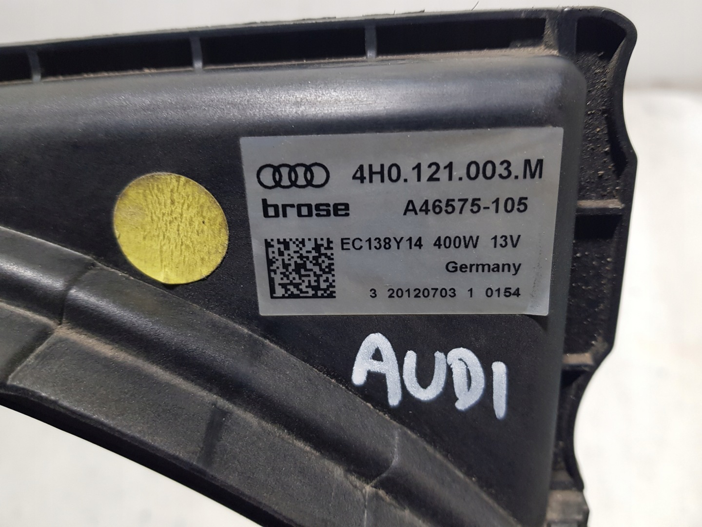 ventilátor chladiče vrtule obal AUDI A8 D4 3.0 TDI 4H0121003M 4H