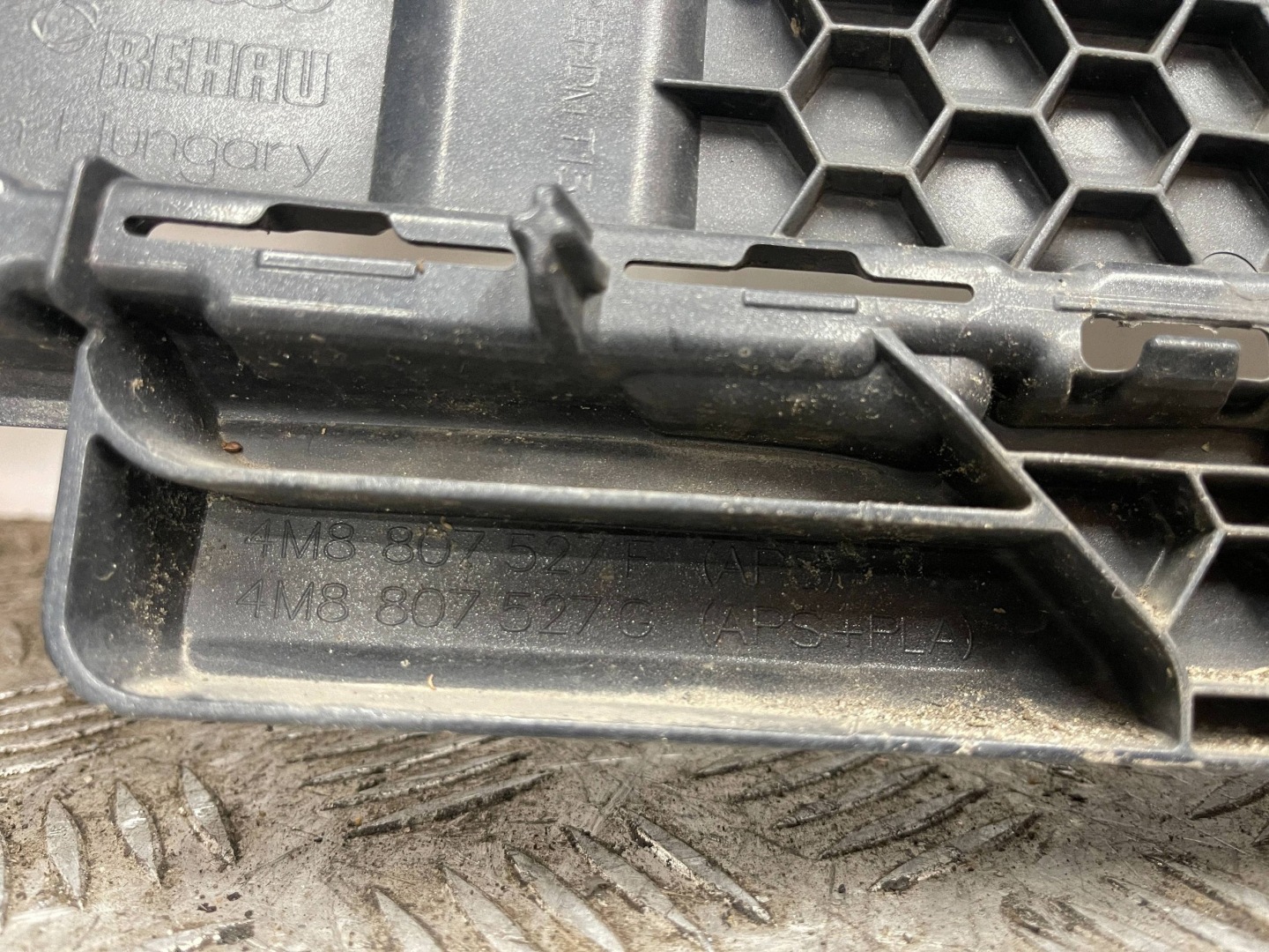 bumper rear rear part AUDI Q8 LIFT S-LINE 4M8807511B