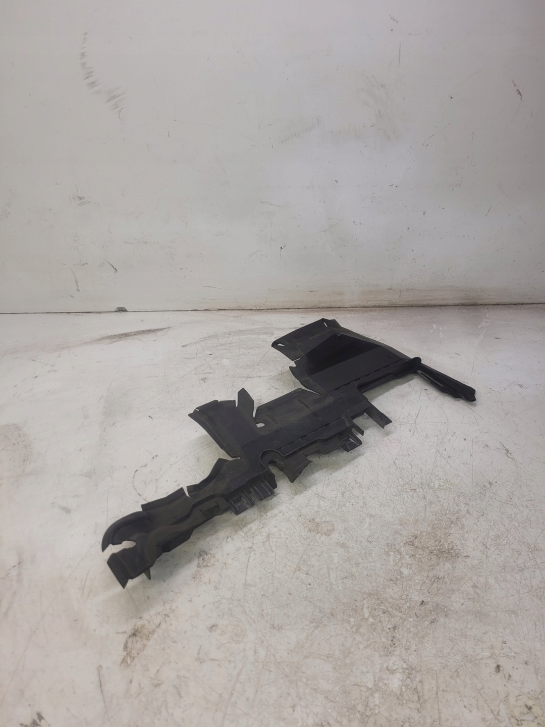 luftansaugkanal links AUDI A4 B8 8K0121283K