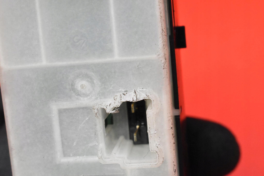 vezérlö panel SZYB EU 25401-9U10A NISSAN NOTE E11 05-09