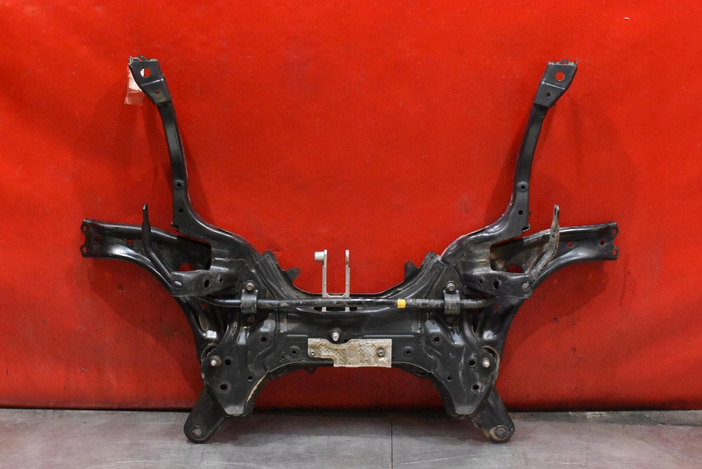 axle beam sider subframe axle beam front TOYOTA YARIS 4 IV 1.5 DYNAMIC FORCE 125 KM