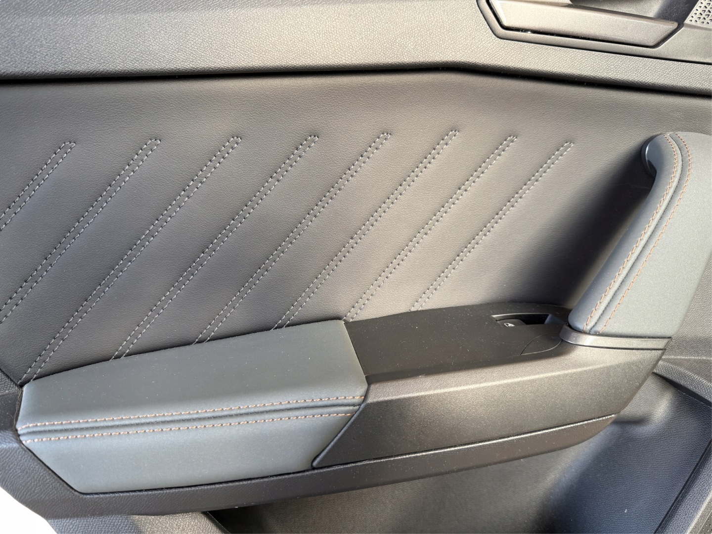 CUPRA LEON IV 5FA Seite Tür links heck