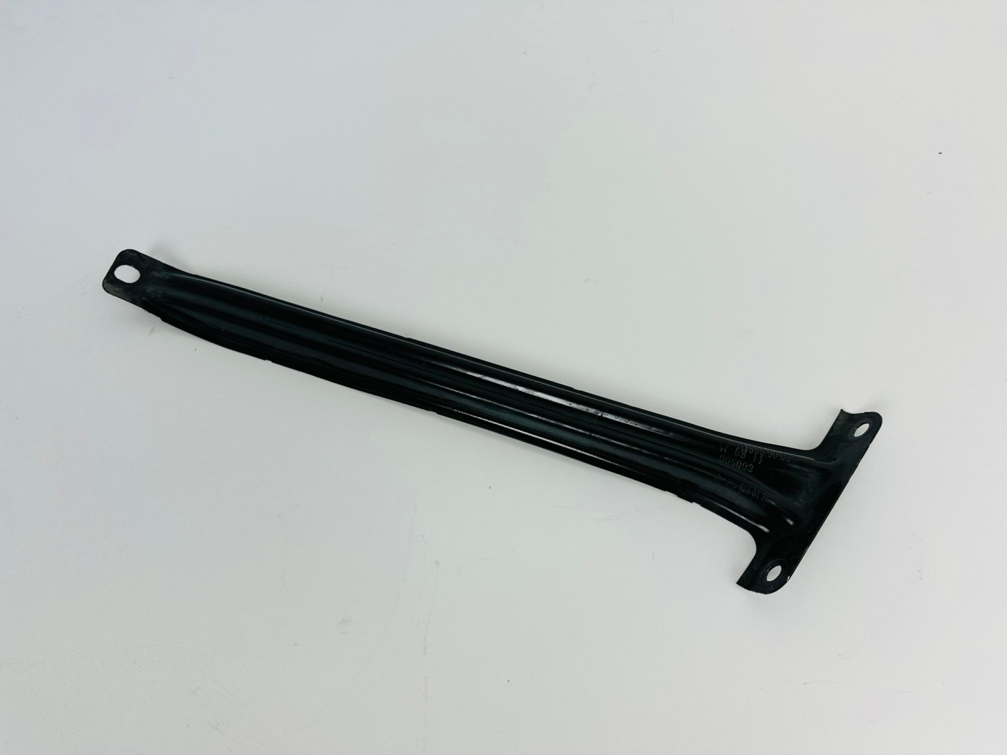 MERCEDES E W213 AMG Console Sous vitre A2136280124