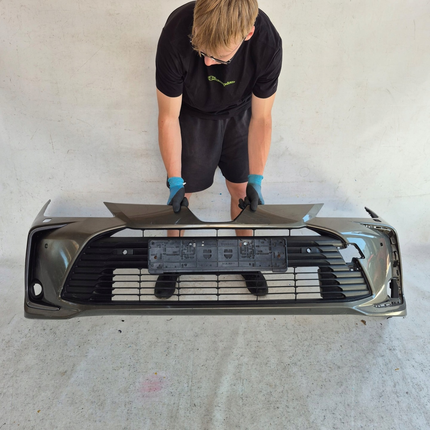 TOYOTA COROLLA E21 sedan 19- bumper front front PDC SPR