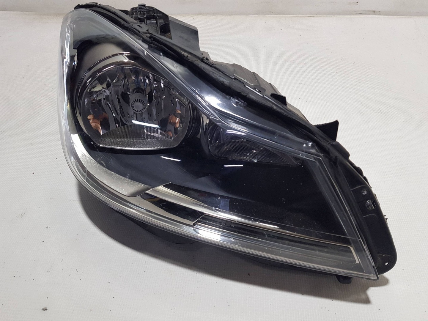 light front front right Mercedes C W204 LIFT ANGLIK 2048209659