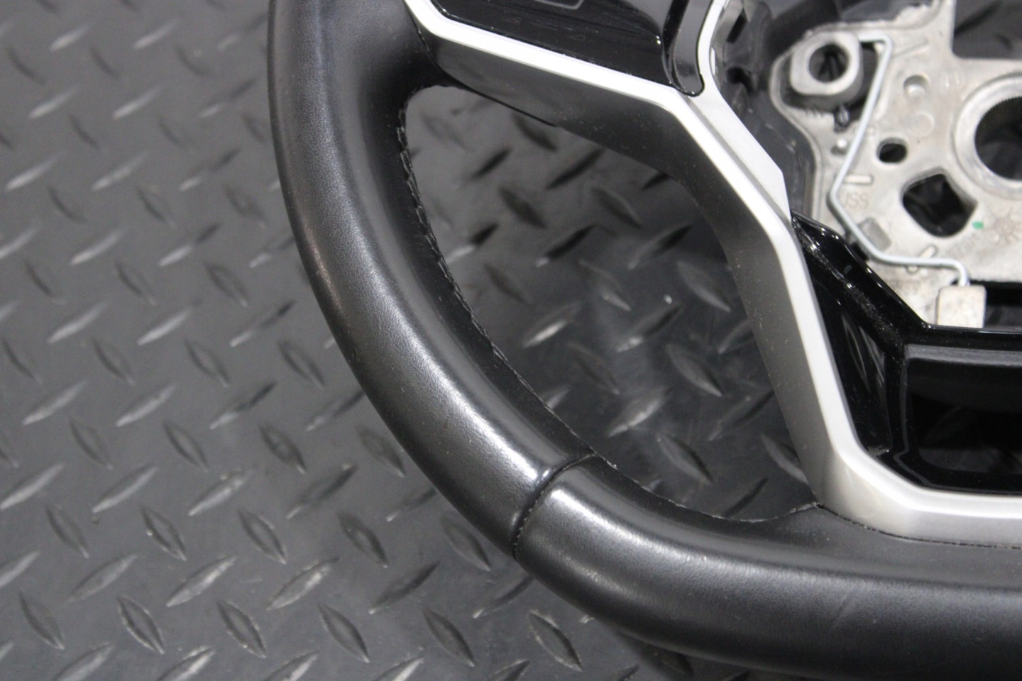 steering wheel, MULTIFUNKCJA with shifting VW TOUAREG III 3 760