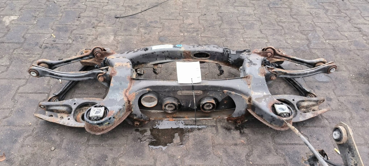 träger / Achsträger heck 0016352036459 MERCDES-BENZ C 160