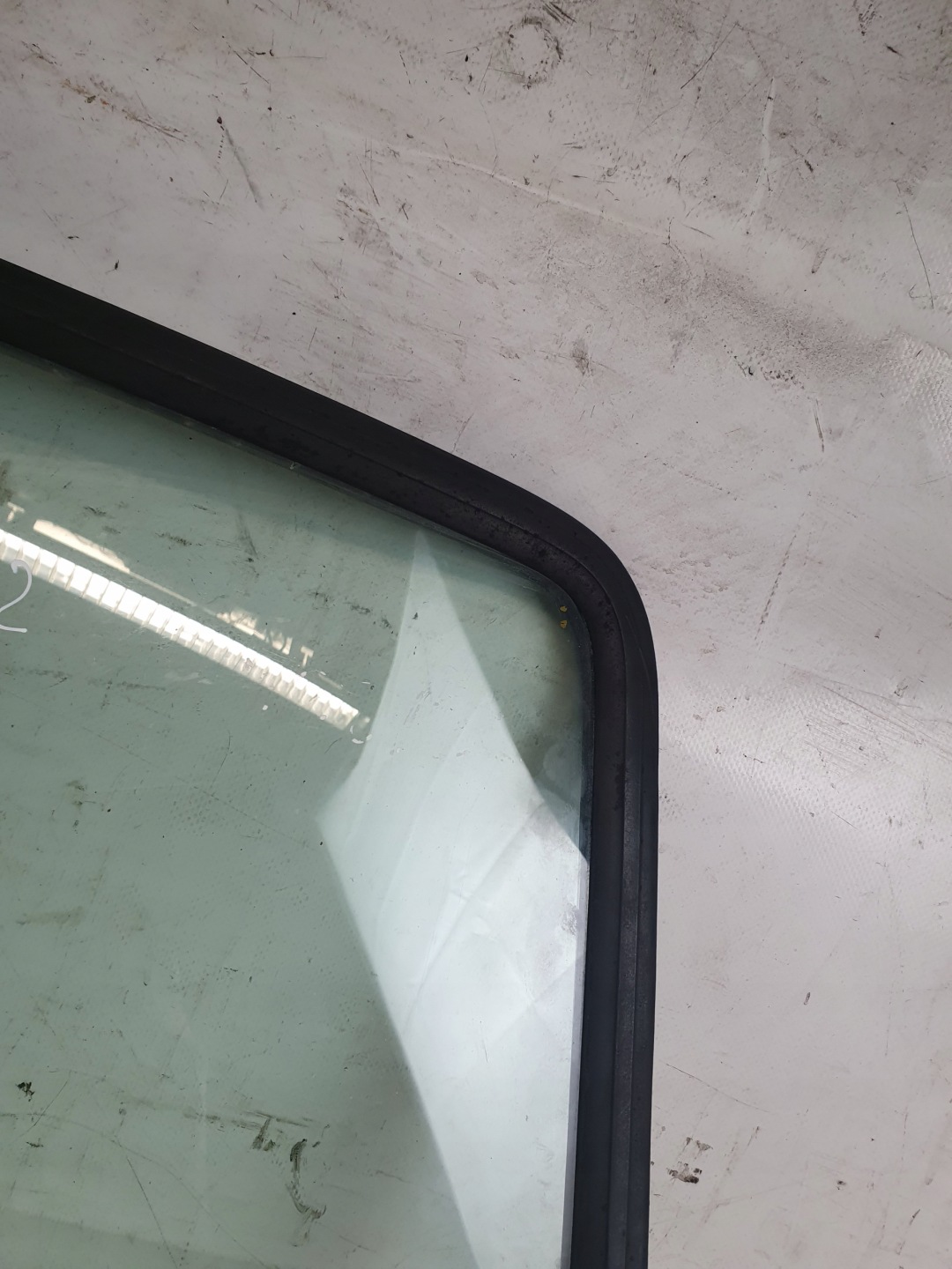 window iron VOLKSWAGEN POLO II LIFT 91r.