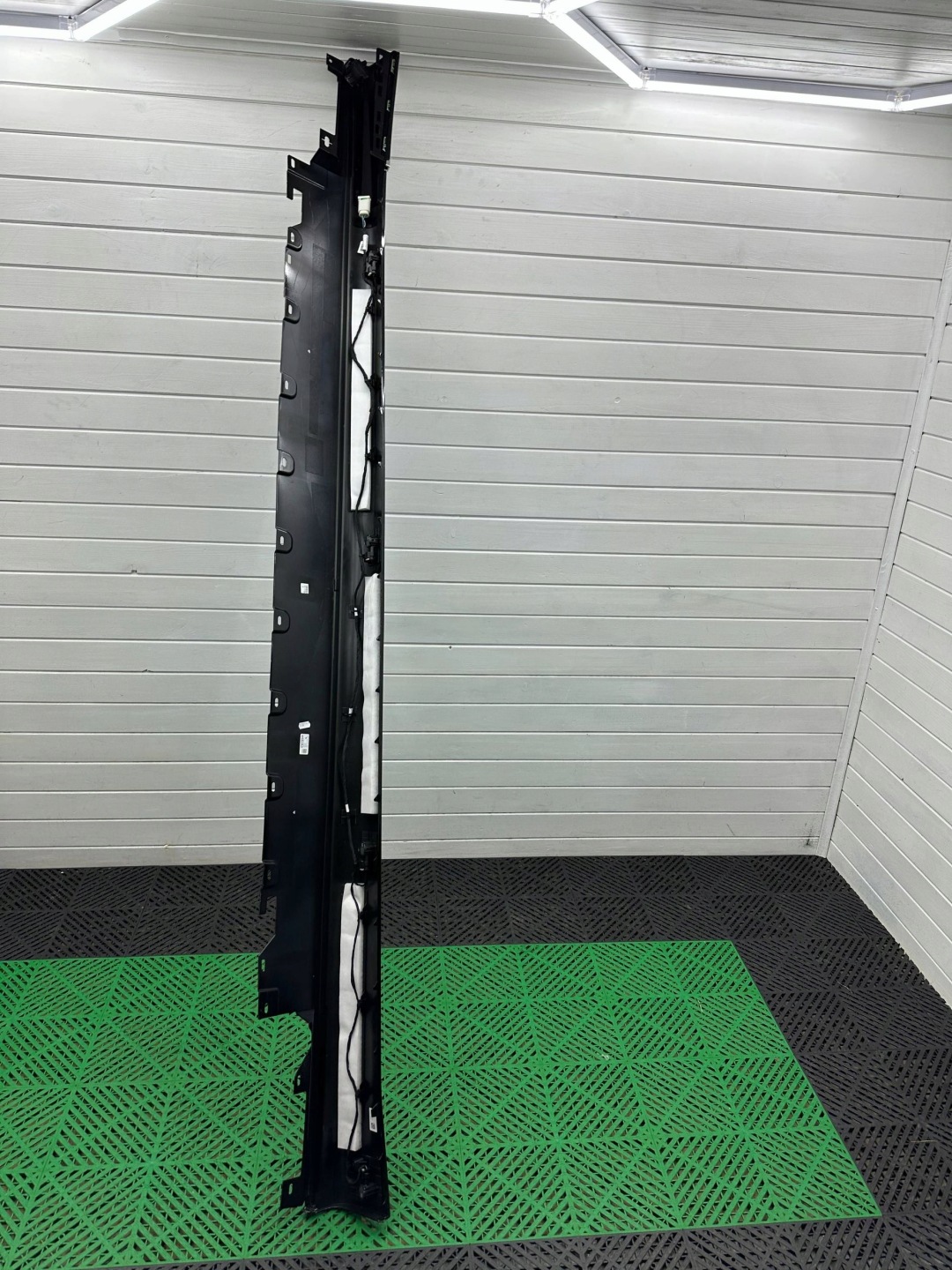 moulding threshold rear BMW 7 G70 9464162