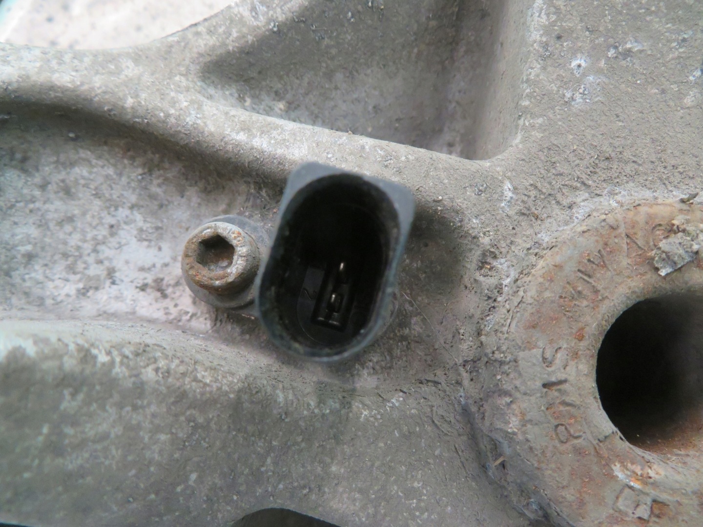 Mozzo FUSELLO perno mozzo Destra posteriore AUDI A5 8W 19R