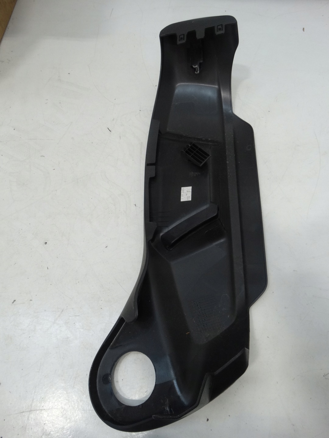 cover seat driver´s left front SEAT ATECA 20R.- 565881317G