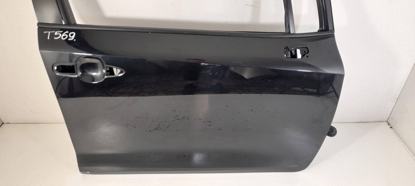 Toyota Corolla E21 door front right 209 (T569)
