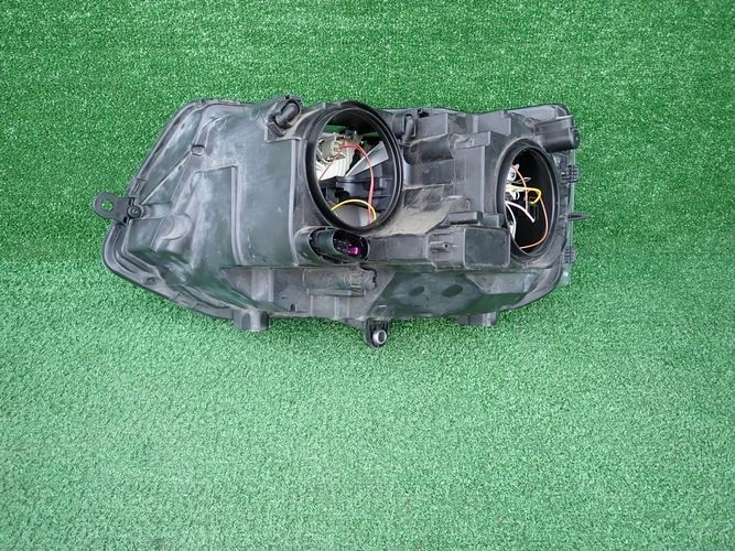 VW T5 LIFT 10-15 reflektor right light right