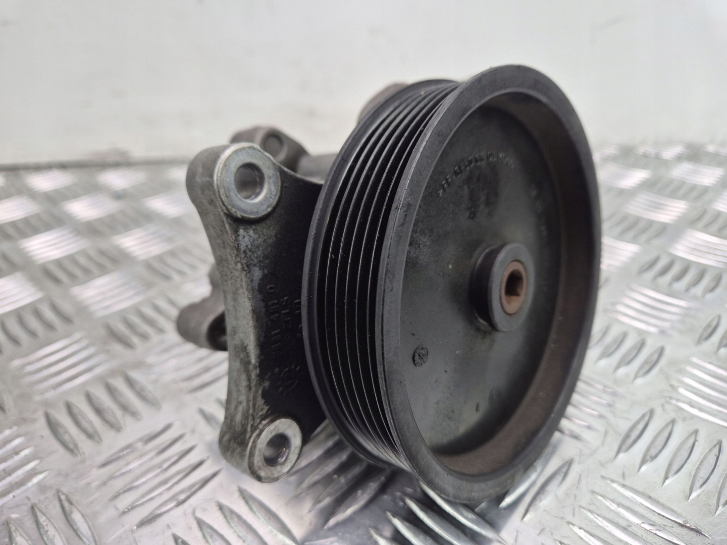 Mercedes E200 CGI W212 Pompa servosterzo A0064666801 271.820
