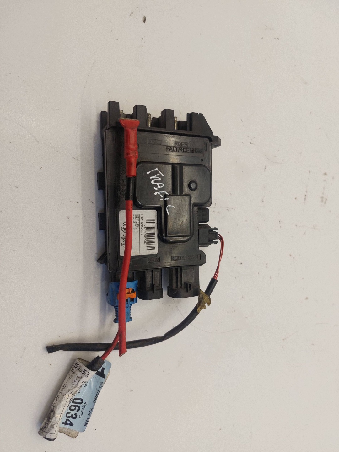 VIVARO B RENAULT TRAFIC III modulo per batteria 243501820R