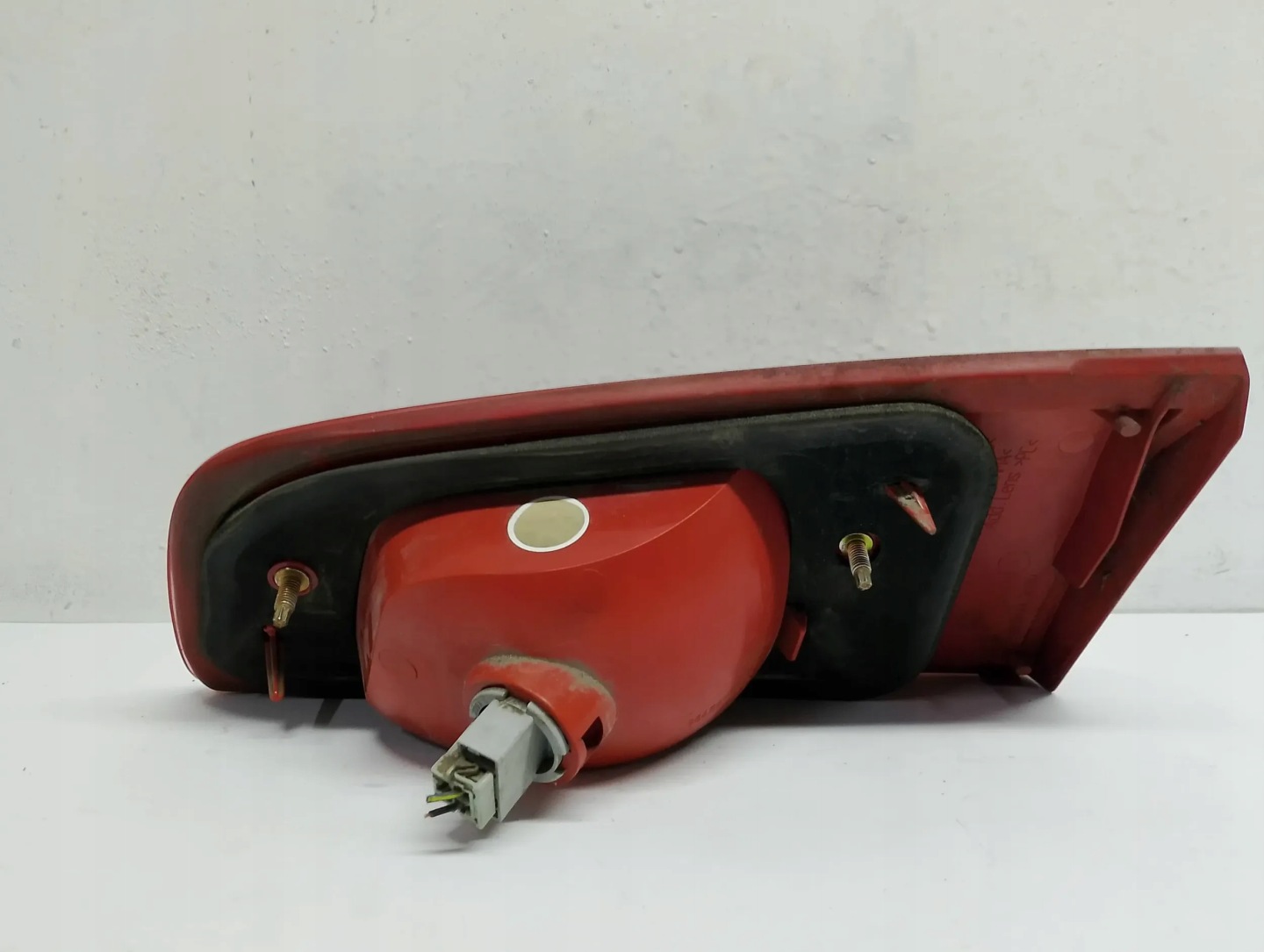 light rear left to the bonnet MAZDA 2 2NE96483501