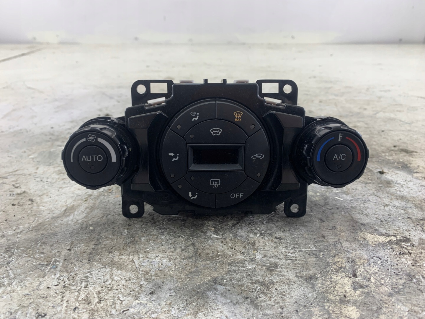 FORD FIESTA MK7 Unite commande clima 8A6T18C612
