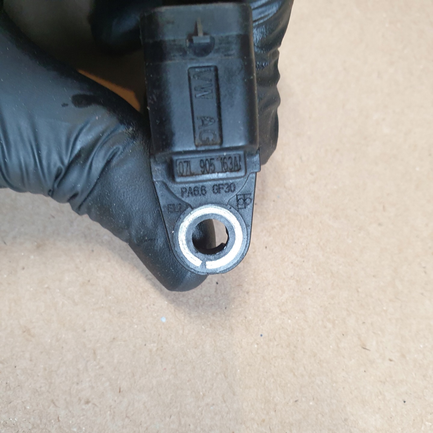 shaft position sensor VW AUDI SEAT SKODA TFSI OE