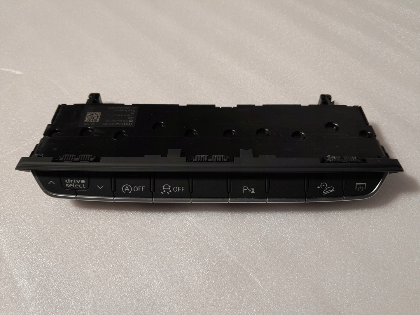 AUDI Q5 II 80A PANEL controls 8W0925301BD