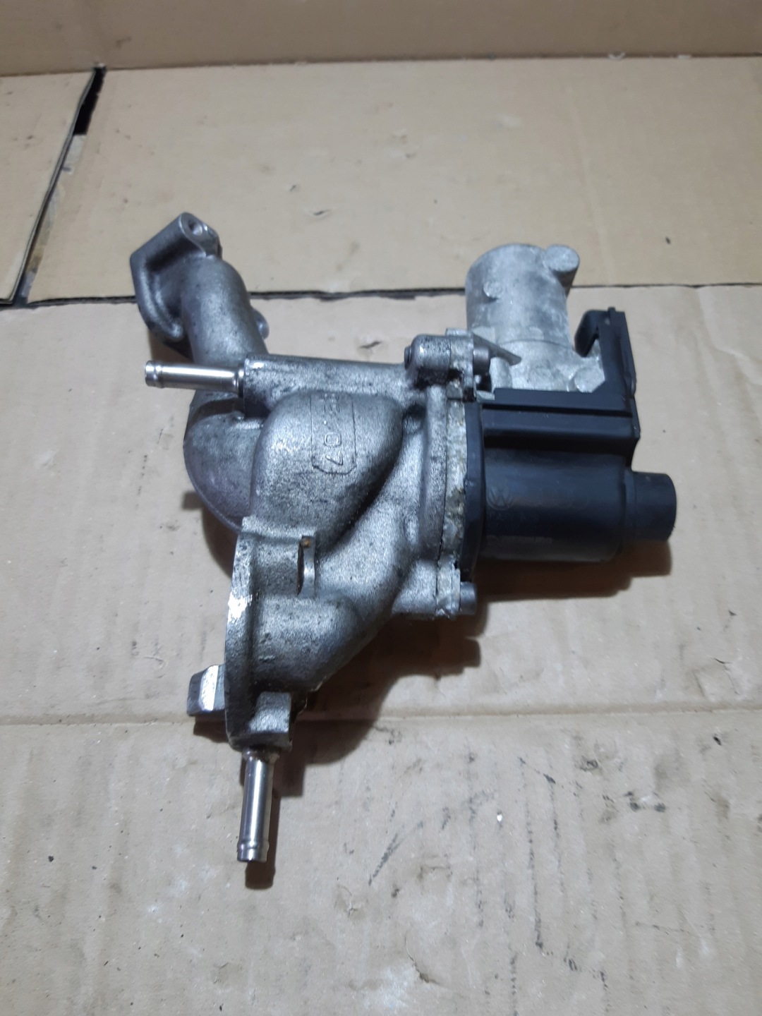 AUDI Q7 4L 4.2 TDI egr ventil 057131501E