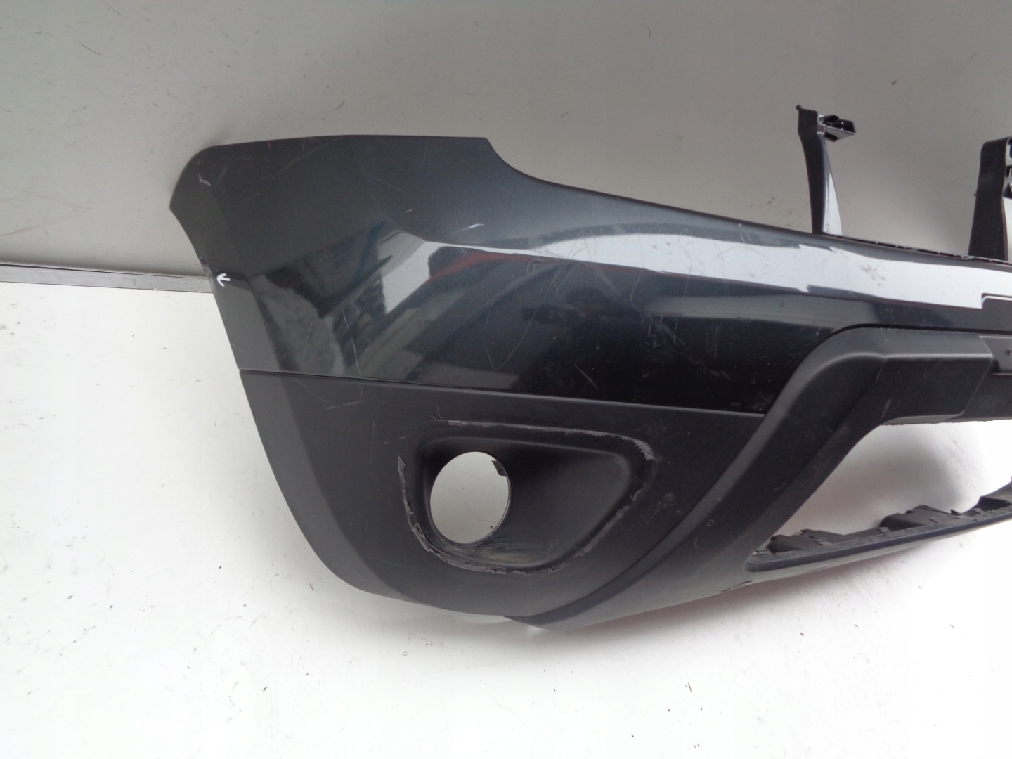 FRONTSTOSSSTANGE DACIA DUSTER 10- NR 24399