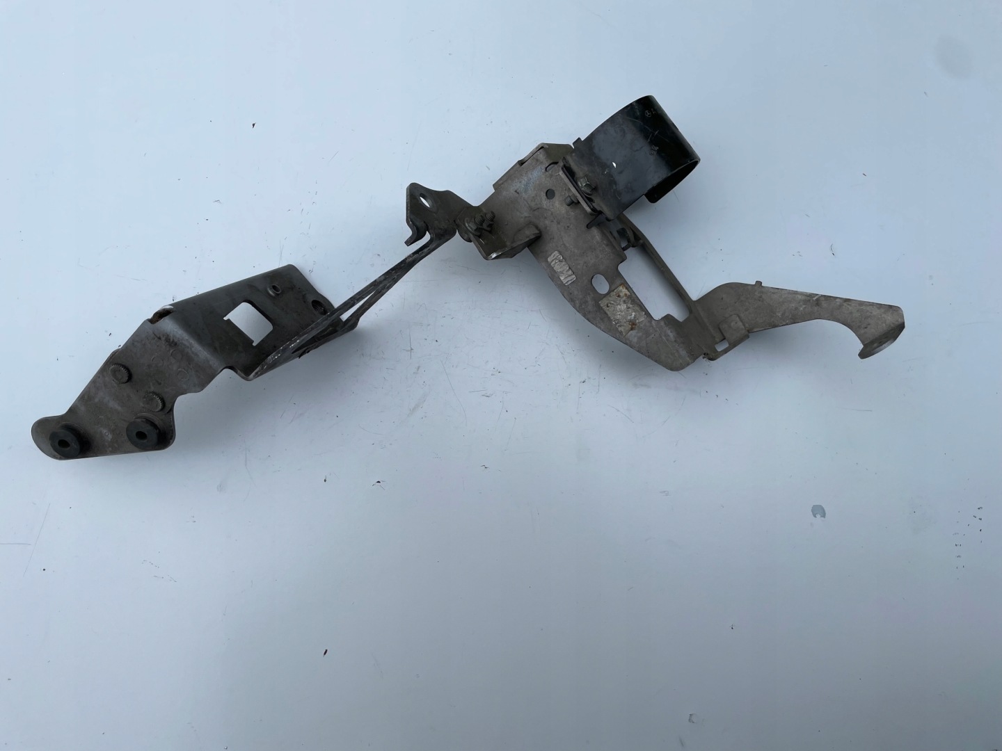 bracket radiator Mercedes W164 63 AMG A1645001231