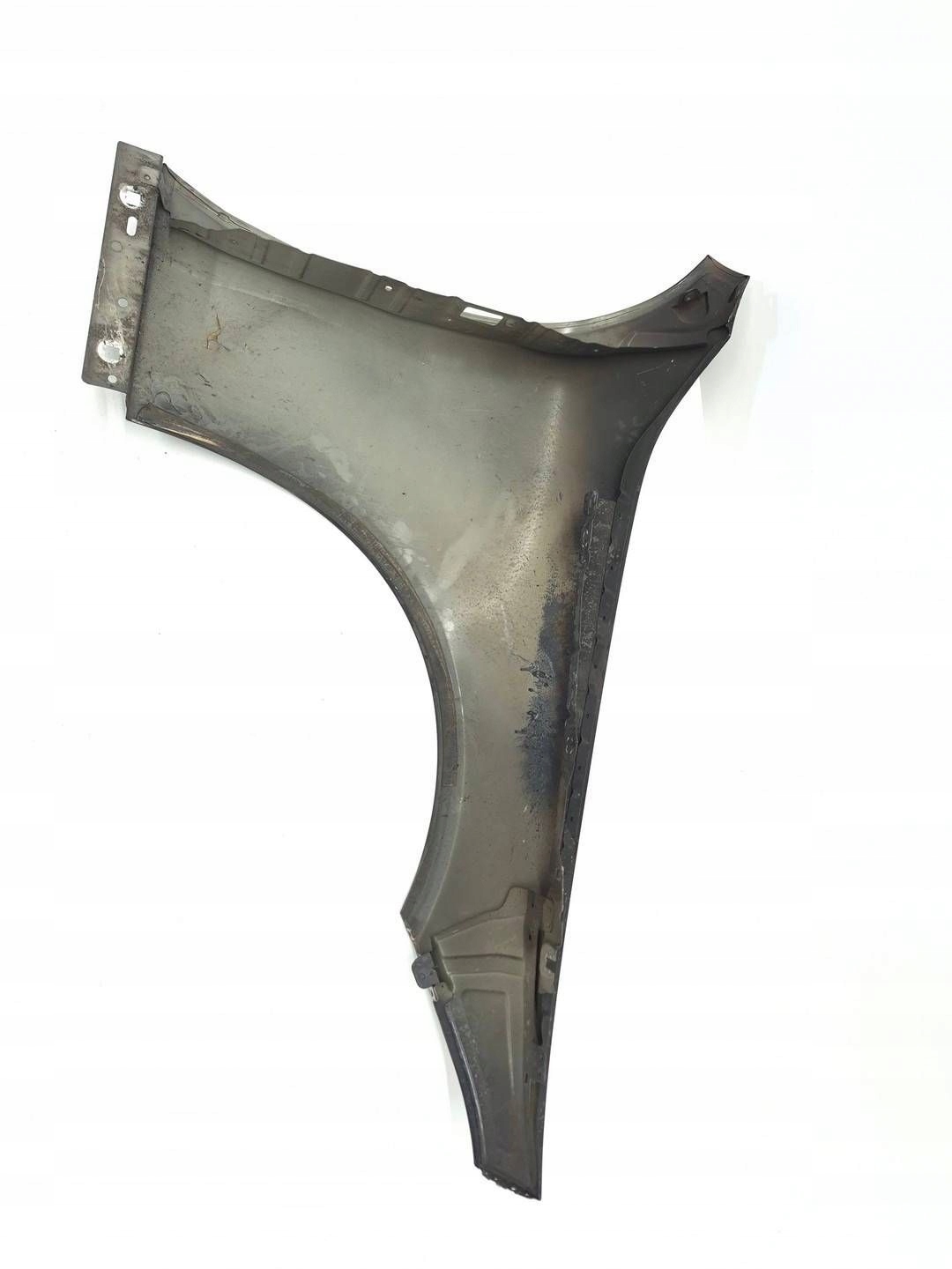 fender left front front MERCEDES CLS C257 W257 LAKIER 831